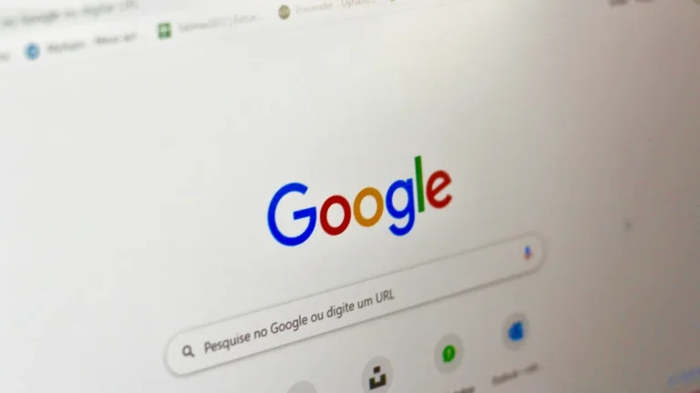 Tela de computador mostrando a página de pesquisa do Google